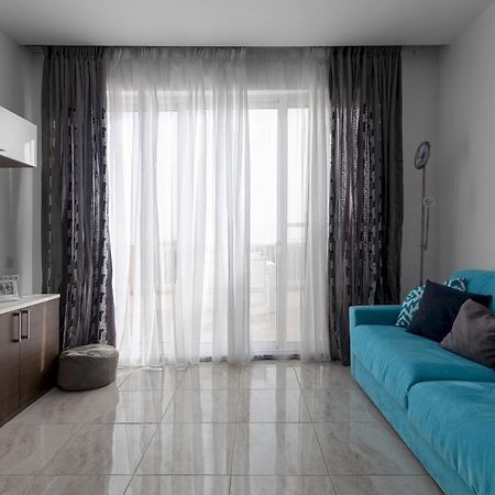 דירות סיינט פול ביי Sunny Penthouse Wterrace And Open Views מראה חיצוני תמונה